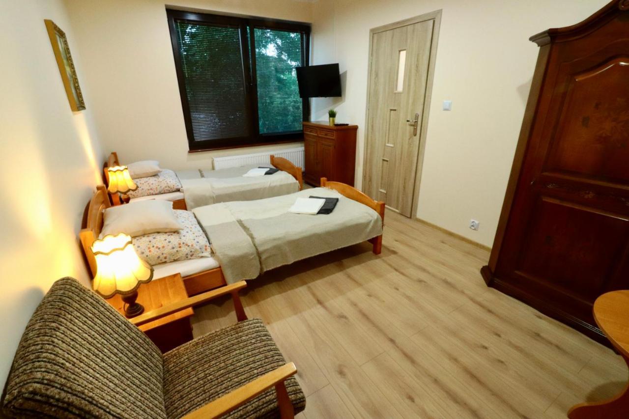 Karczma Pod Jesionem Hotel Brdow Eksteriør billede