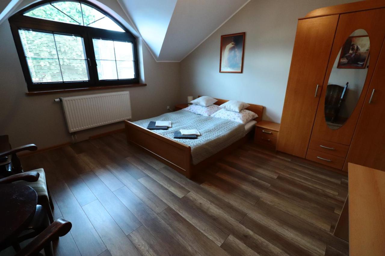 Karczma Pod Jesionem Hotel Brdow Eksteriør billede